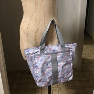 LESPORTSAC Gray Small Everyday Tote Bag Heart Prin